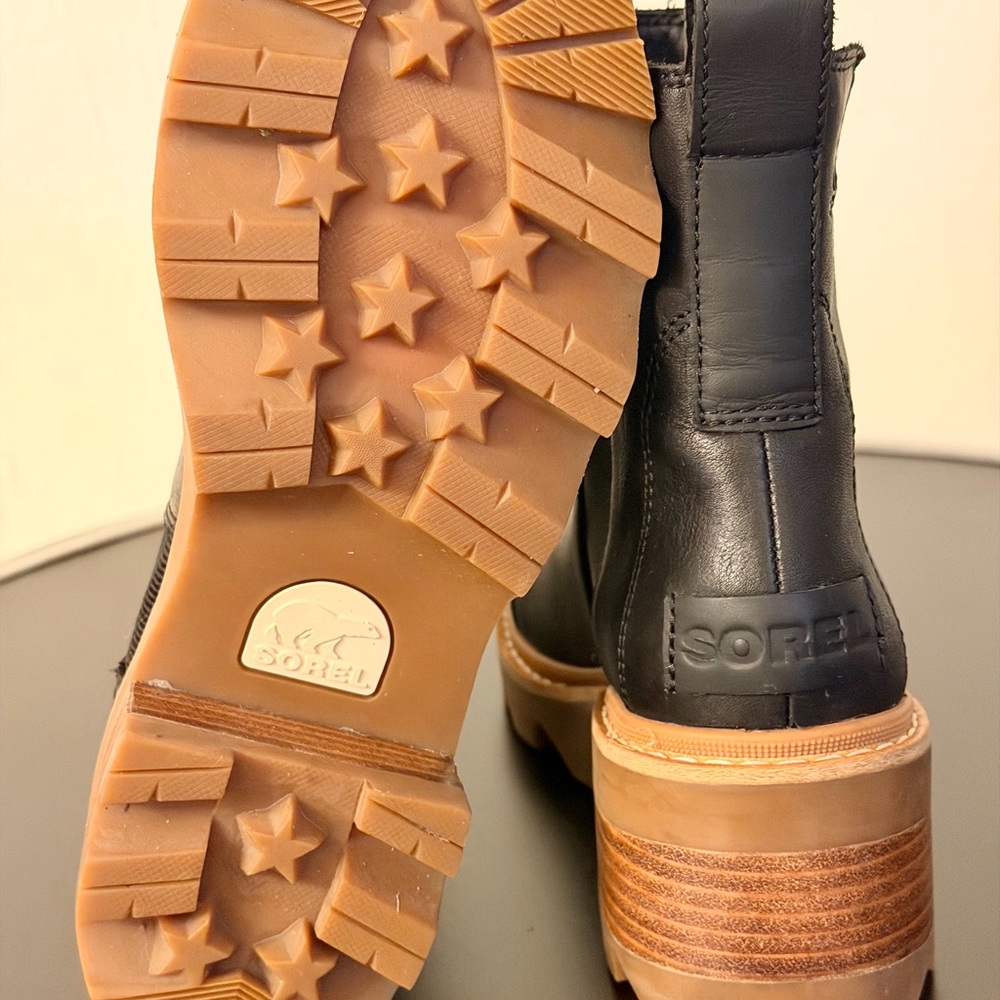 SOREL Chelsea Platform Boots - Picture 5 of 6